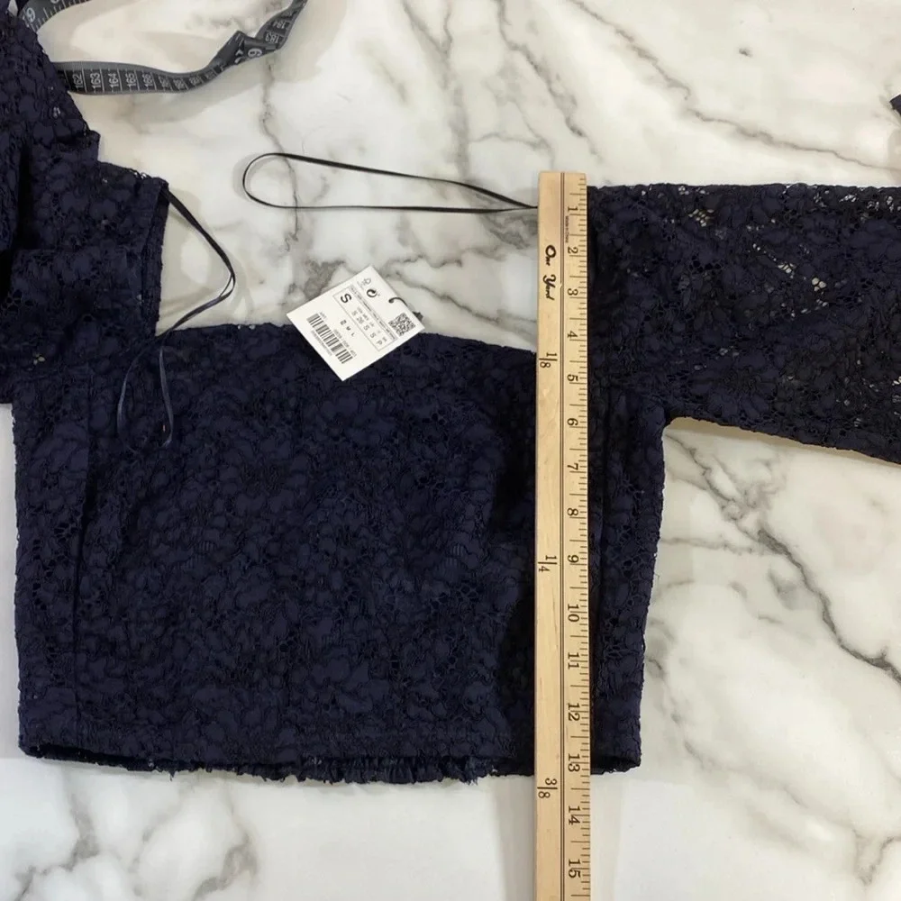 Zara Crop‎ Top Womens Size Small Navy Blue Lace Floral Smocked Square Neckline